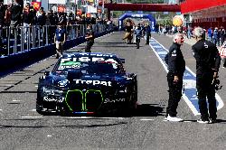 TC: Santero prueba en La Plata